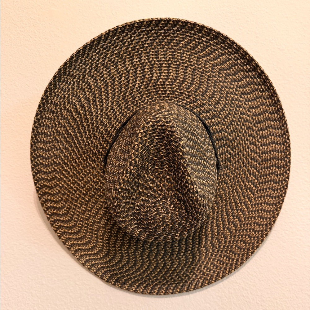 Fiesta Black and Tan Woven Hat